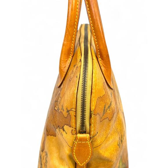 Alviero Martini Classe Geo Classic World Map Bag - Picture 9 of 15